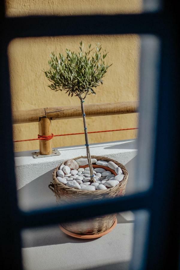 Pueblo Viejo Suites Kamári Exteriör bild